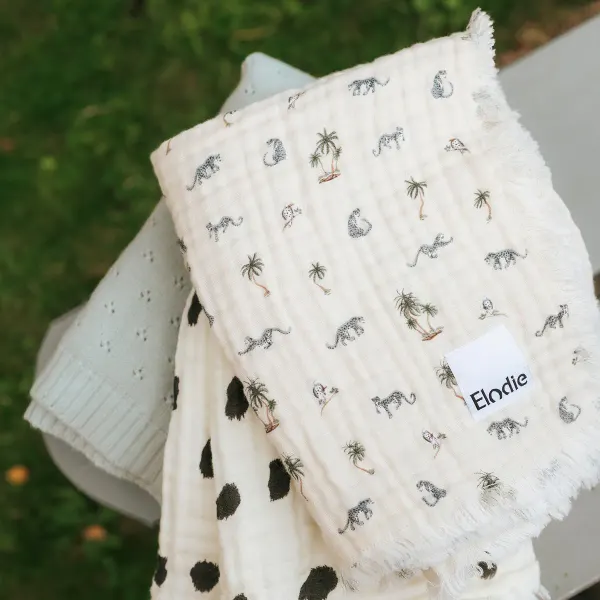 ELODIE - Soft Cotton Blanket - Garden Leo's Resort 2
