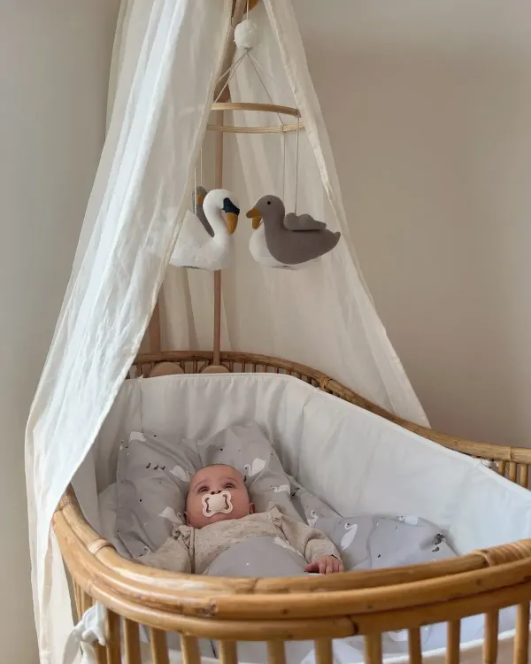 Vanilla Copenhagen Bed Bumper Crib - Milk 2