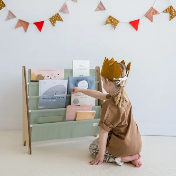 3 Sprouts Green Recycled Fabric Book Rack 2