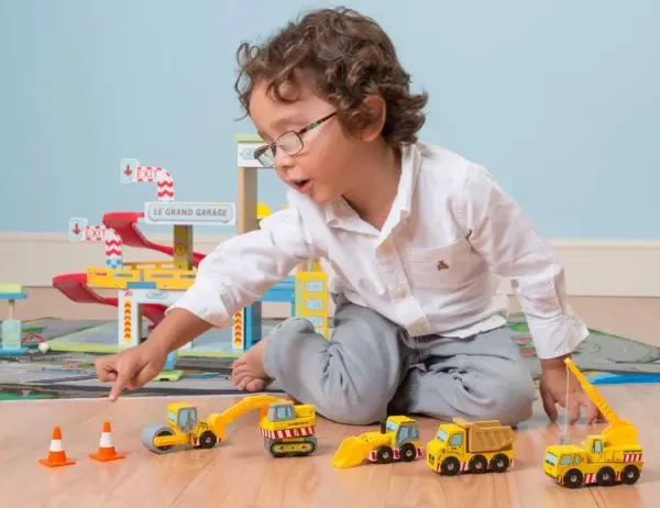 Le Toy Van Construction Cars 2