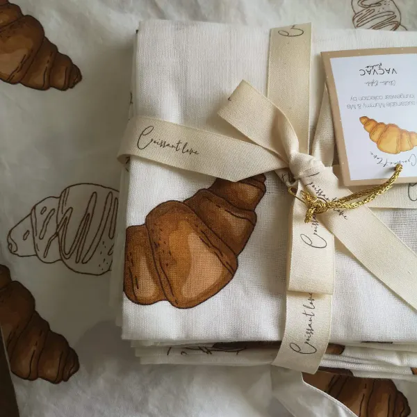 VAC VAC Studio - Organic GOTS certified Muslin Cloths - 3 Pack - Big Croissants 2