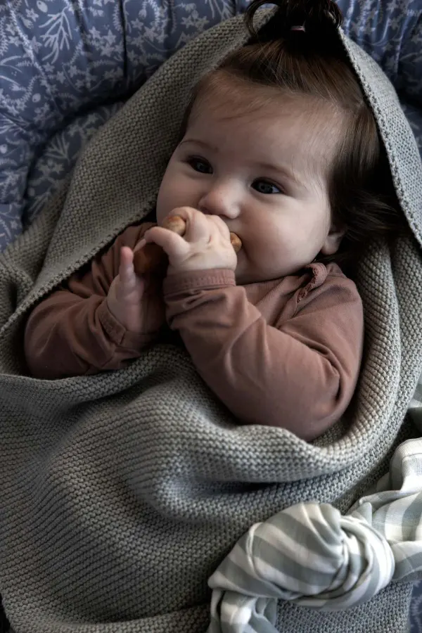 Vanilla Copenhagen Cocoon/Swaddle - ORGANIC COTTON GOTS - Grey Dune 2