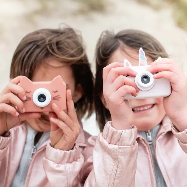 The ZooFamily Zoo Friends - Elephant Digital Kids Camera + Extra Sleeve Giraffe 2