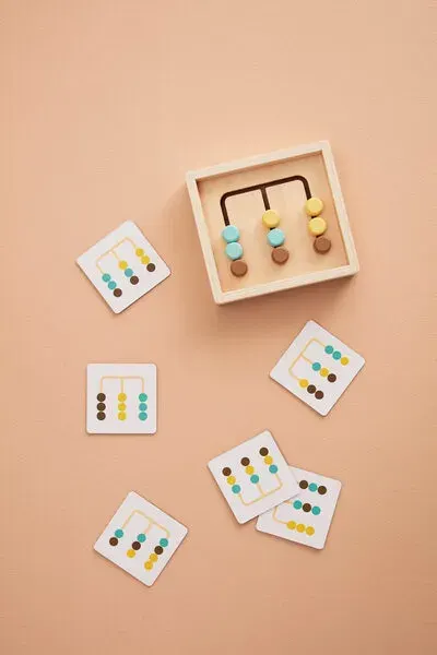 Kids Concept Colour & Shape Montessori sorter board 2