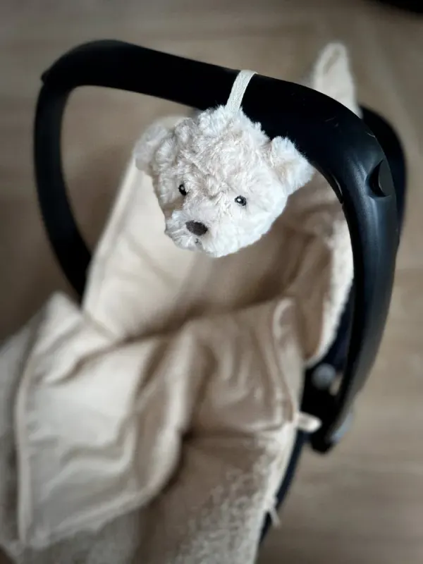 FLOW AMSTERDAM - Lou - Heartbeat comforter on the go 2