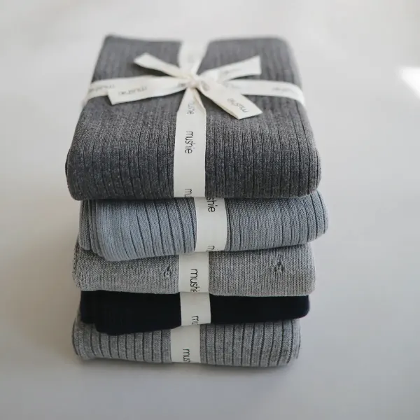 Mushie Knitted Ribbed Baby Blanket (Grey) 2 Mushie Knitted Ribbed Baby Blanket (Grey) 2