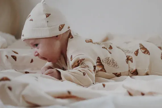 VAC VAC Studio - Newborn Crossover Suit - Croissant Big- TOULON 2