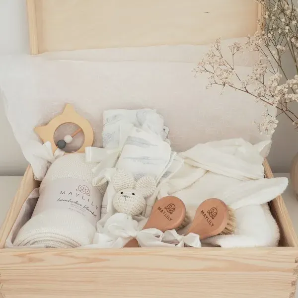 MAYLILY Luxury Newborn Layette Gift Box