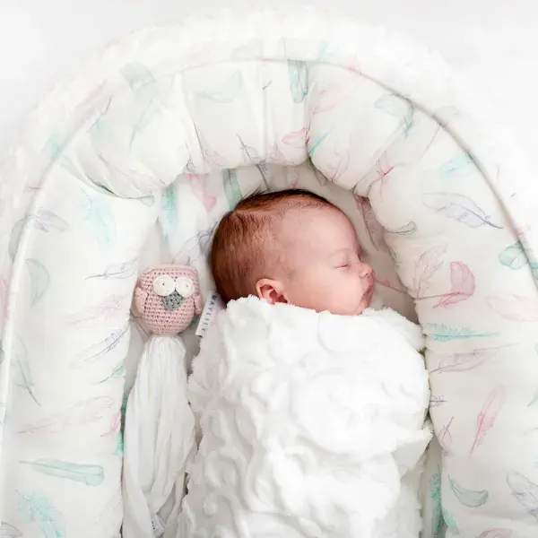 MAYLILY Premium Bamboo Baby Nest - Luxe Magnolias 2