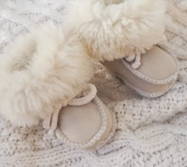 MAYLILY Sheepskin Baby Booties - Natural