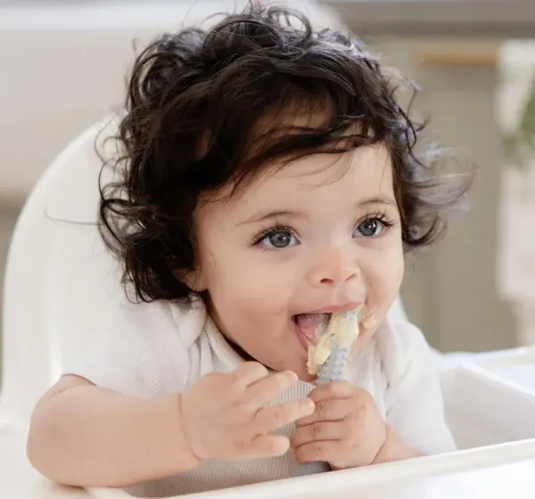 ezpz oral development tools (Teethers) - Blush 2